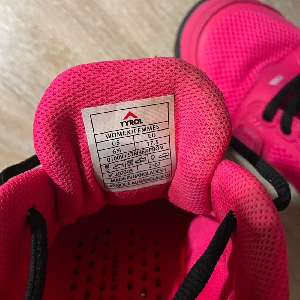 Tyrol Women's Pickleball Striker Pro V size 6.5 EUC sneaker pink - Picture 8 of 8